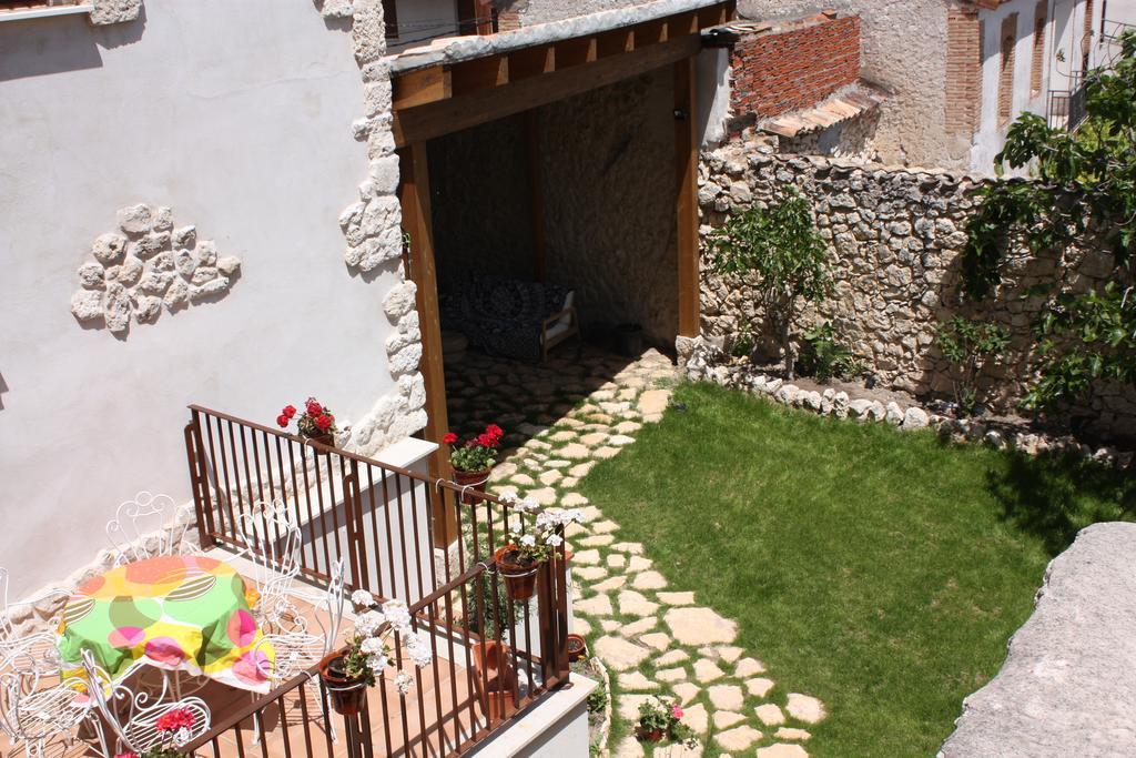 Casa De Laura Guest House Aldeasona Exterior photo